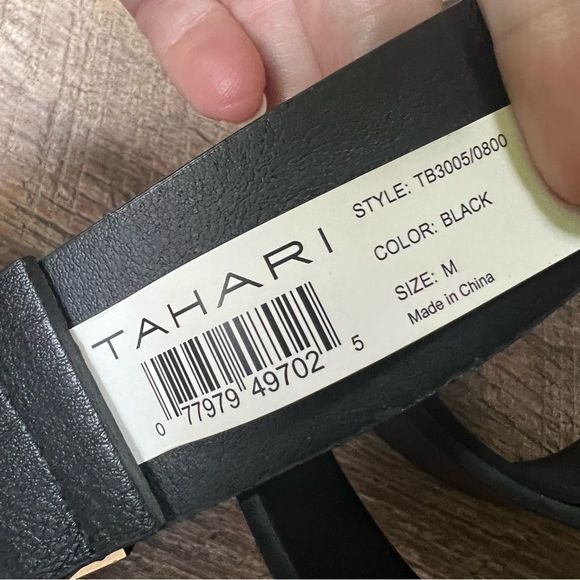 Tahari Material Girl Belt-black with gold NWT🏷 - Picture 3 of 11